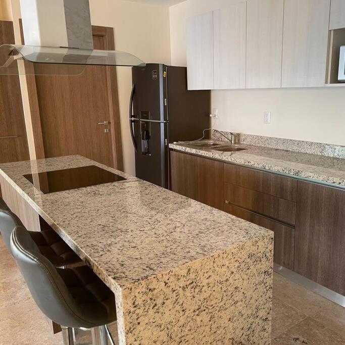 Apartamento Paseo Lomas, muy céntrico y equipado a 5 min playa Mazatlán Exterior foto